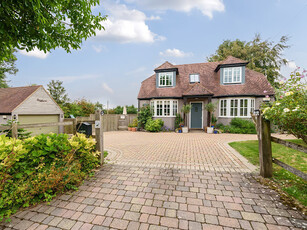 Detached House for sale with 4 bedrooms, Black Robin Lane, Kingston | Fine & Country