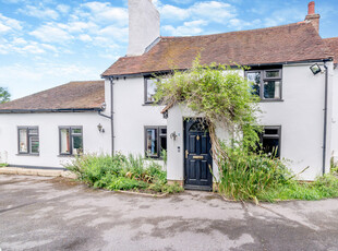 Detached House for sale with 4 bedrooms, Broad Street, Guildford | Fine & Country