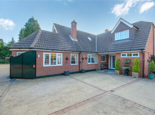 Detached House for sale with 4 bedrooms, Church Lane, North Thoresby | Fine & Country