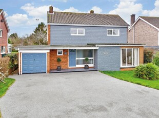 Detached House for sale with 4 bedrooms, Cowes, Isle of Wight | Fine & Country