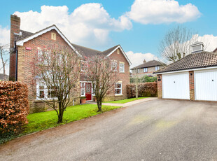 Detached House for sale with 4 bedrooms, Roundshead Drive Warfield, Berkshire | Fine & Country