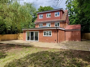 Detached House for sale with 4 bedrooms, Shedfield, Hampshire | Fine & Country