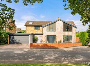 Detached House for sale with 4 bedrooms, Stamford | Fine & Country
