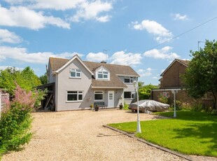 Detached House for sale with 4 bedrooms, Station Road, Marsh Gibbon | Fine & Country