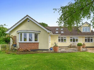 Detached House for sale with 4 bedrooms, Sudbury, | Fine & Country