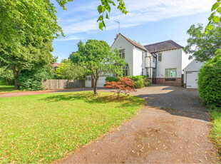 Detached House for sale with 4 bedrooms, Welford Road, Knighton | Fine & Country