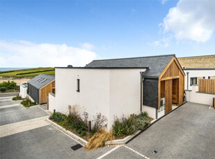 Detached House for sale with 5 bedrooms, Alexandra Road, Newquay | Fine & Country