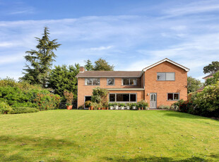 Detached House for sale with 5 bedrooms, Barrowcliffe Close, Barrow upon Soar | Fine & Country