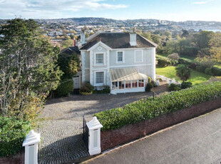 Detached House for sale with 5 bedrooms, Burridge Road, Torquay | Fine & Country