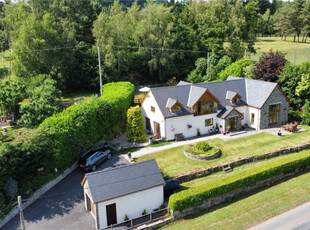 Detached House for sale with 5 bedrooms, Cradoc, Brecon | Fine & Country
