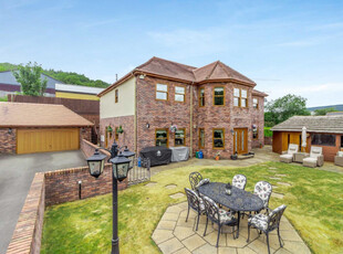 Detached House for sale with 5 bedrooms, Foundry View, Aberdare | Fine & Country