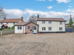 Detached House for sale with 5 bedrooms, Great Ellingham | Fine & Country