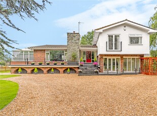 Detached House for sale with 5 bedrooms, Halton Fenside, Halton Holegate | Fine & Country