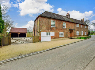 Detached House for sale with 5 bedrooms, Hardres Court Road, Lower Hardres | Fine & Country