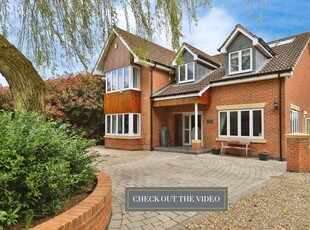 Detached House for sale with 5 bedrooms, Harewood, Beverley | Fine & Country