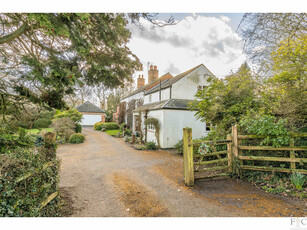 Detached House for sale with 5 bedrooms, Lavender Cottage, Back Lane | Fine & Country