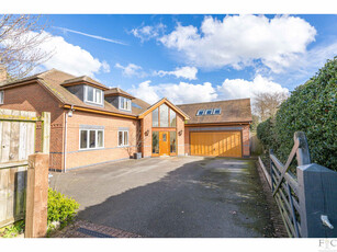 Detached House for sale with 5 bedrooms, Leicester Road, Leicester | Fine & Country