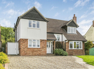 Detached House for sale with 5 bedrooms, Little Heath, Potters Bar | Fine & Country