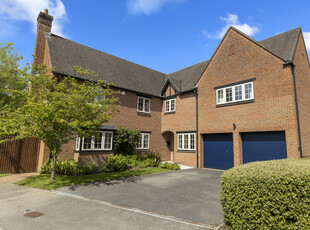 Detached House for sale with 5 bedrooms, Matchams Close, Matchams | Fine & Country