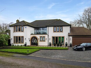 Detached House for sale with 5 bedrooms, Parkfield House, Parkfield Close | Fine & Country