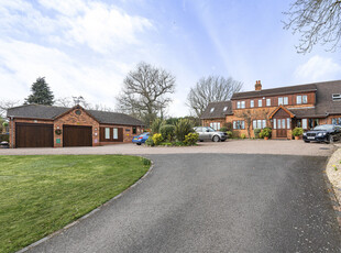 Detached House for sale with 5 bedrooms, Rowney Green Lane Rowney Green Alvechurch, Birmingham | Fine & Country
