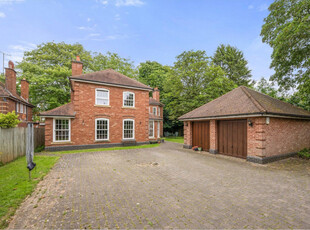 Detached House for sale with 5 bedrooms, Southernhay Road, Leicester | Fine & Country