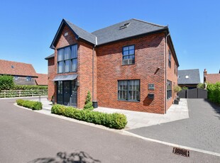 Detached House for sale with 6 bedrooms, Clay Court, Woodnesborough | Fine & Country