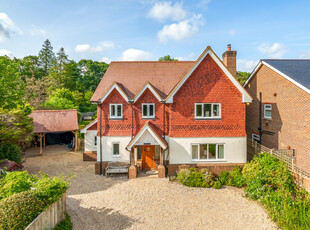Detached House for sale with 6 bedrooms, Hurtis Hill, Crowborough | Fine & Country