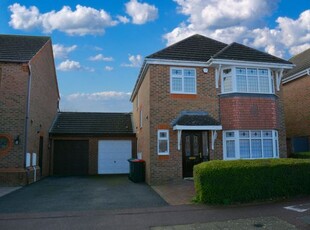 Detached house to rent in Wiltshire Way, Bletchley, Milton Keynes MK3
