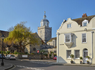 End of Terrace House for sale with 2 bedrooms, Old Portsmouth, Hampshire | Fine & Country