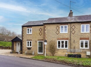 End of Terrace House for sale with 4 bedrooms, Dunstable Road, Studham | Fine & Country