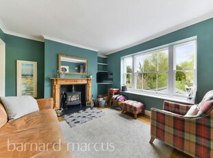 End terrace house to rent in Falkland Road, Dorking RH4
