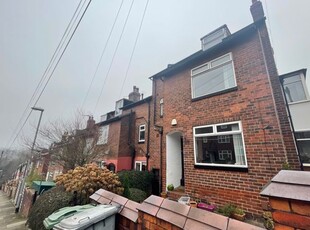 End terrace house to rent in Norman View, Leeds LS5