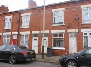 End terrace house to rent in Willow Brook Road, Leicester LE5