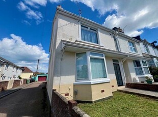 End terrace house to rent in York Road, Paignton TQ4