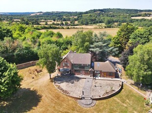 Equestrian for sale with 4 bedrooms, Lombard Street, Horton Kirby | Fine & Country