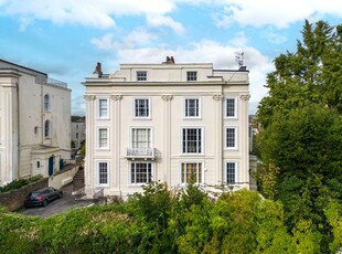 Flat for sale in Ground Floor Flat, Oakfield Road, Clifton, Bristol BS8