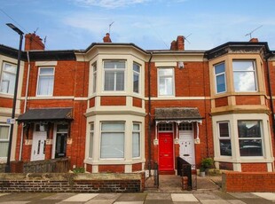Flat for sale in Military Road, North Shields NE30
