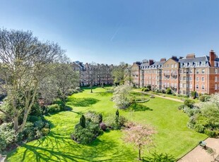 Flat for sale in The Little Boltons, London SW5