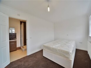 Flat in Vallance Road, Tower Hamlets, E1