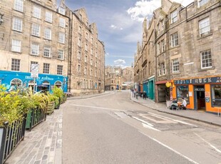 Flat to rent in 2/1 Cowgatehead, Edinburgh EH1