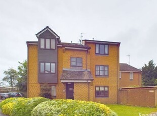 Flat to rent in Barkus Way, Stokenchurch, High Wycombe HP14