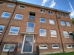 Flat to rent in Bede Crescent, Newton Aycliffe DL5