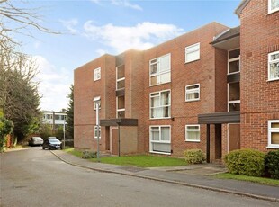 Flat to rent in Beech Road, Headington, Oxford, Oxfordshire OX3