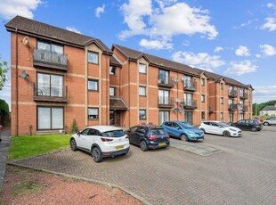 Flat to rent in Grove Crescent, Falkirk, Stirling FK2