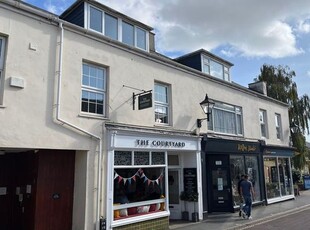Flat to rent in High Street, Sidmouth EX10