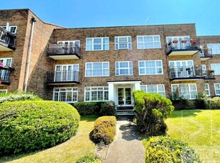 Flat to rent in Highridge Court, Highridge Close KT18