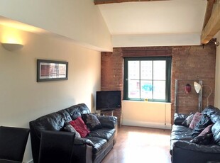 Flat to rent in Macintosh Mill, Cambridge Street, Manchester, Greater Manchester M1