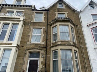 Flat to rent in Marine Road West, Morecambe LA3