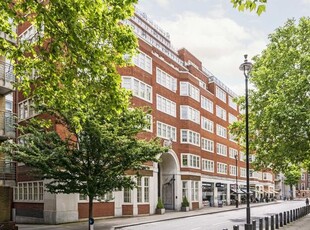 Flat to rent in Marsham Street, London SW1P